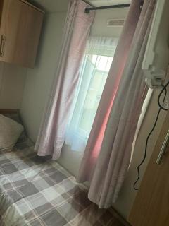 Seaside Haven Retreat in Clacton-on-Sea - Clacton-on-Sea - 9