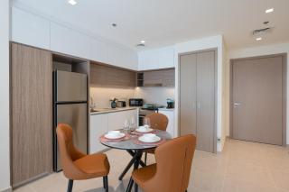 Cozy 1BR in Creek Edge Stunning Bay View Swimming Pool - Dubái - 3