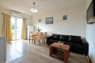 Apartments Goranka - Murter - 5