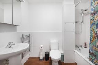Modern central apartment with lift and by station - Londra - 3