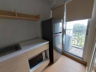 A Room in Point Condo - 2