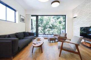 Design 2BR in Dizengoff st by HolyGuest - Tel Aviv - 9