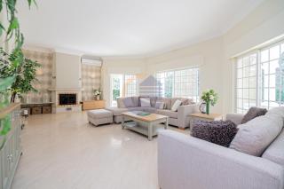 Villa Luxury Suites, Heated Outdoor Pool - Portimão - 4
