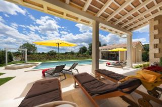 Rustic Villa Jakob with pool in Tinjan - Tinjan - 7