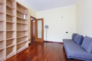 Sondrio M3 - Spacious Apartment with balcony! - Milan - 3