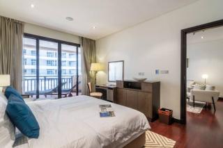 FIRST CLASS 1BR in Royale Apartment on the Palm - Dubai - 9