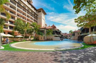 FIRST CLASS 1BR in Royale Apartment on the Palm - Dubai - 3