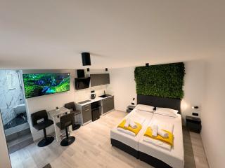 Luxe Adriatic Apartment - Split - 0