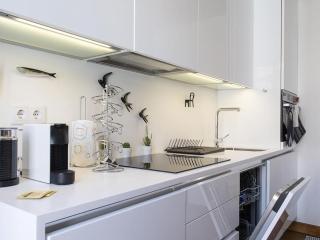 Chiado Cozy Bright Apt with AC Elevator - Lisbona - 4