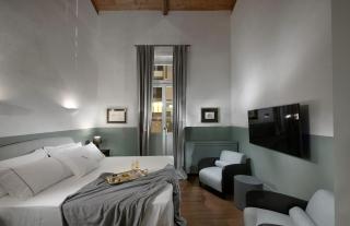 Lovely Athens Apartment 1 Bedroom Apartment Makarov Furnished Balcony And Terrace Outdoor Hot Tub Athinaidos - Athen - 9