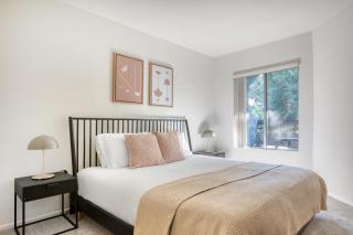 Pasadena 1BR w gym pool nr Colorado Ave LAX-861 - 2