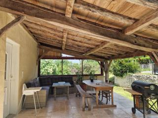 Maison superbe sur 2 étages avec piscine - Celles - 8