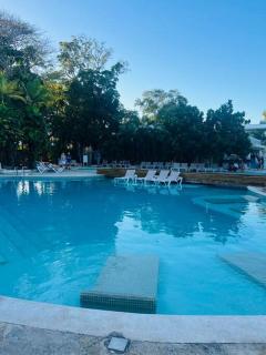 Casa en Villas Jubey con acceso al Hotel Emotion By Hodelpa - 1