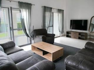 Beautiful villa five minutes from Coral Bay beach! - Coral Bay - 9