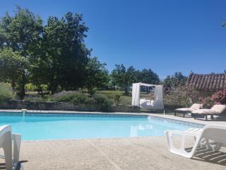 Gite de caractère, piscine et vue - 1