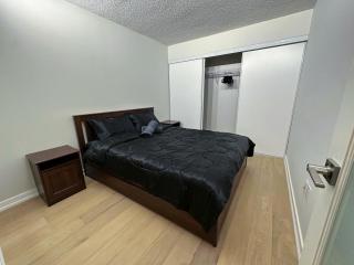 Downtown 2 bedroom Gem with Free Parking - 6