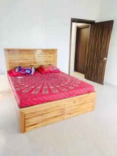 Lavish 3BHK Villa F2 - Private Pool - The Heaven - Pālghar - 4