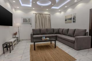 Comfortable & Big Family Apartments 10Mins Drive to Al-Masjid -Nabawi - 8