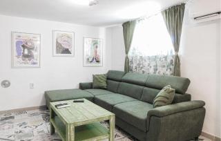 Nice Apartment In Palit With Kitchen - Palit - 8
