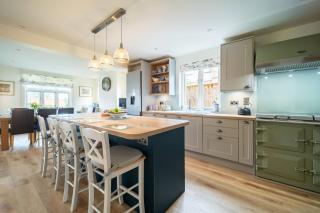 Grove House - 9