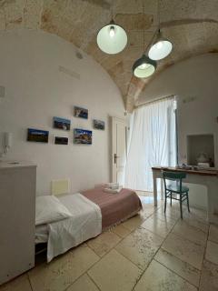 Casa Mida - Guest House - Pezze di Greco - 9