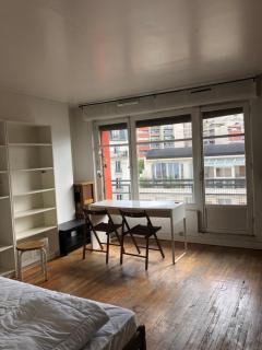 PARIS 75013 - petite Chambre lumineuse dans une colocation de 3 bien située proche TRAM RER B et métros - París - 0