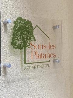 SOUS LES PLATANES - Velaux - 7