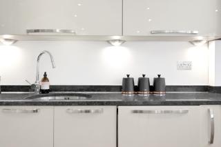 Loft-style 3 Bed Apartment Short Term Rental & Flexible Renting Hoxton With Free WiFi & Terrace ! - Londres - 2