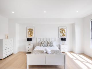 Prestige and Elegance 5BR House w Pool Rochedale - Rochedale - 7
