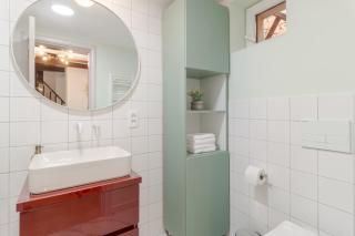 Apartament Ultra-Central Elegant + Free Parking + Self Check-In - Oradea - 1