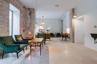 2nd Station Hostel - 8