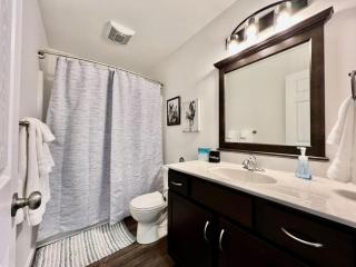 Pearl of a home, central Batesville, IN -New build - 3