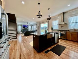 Luxury Home Incredible master suite Liberty Twp OH - Middletown - 8