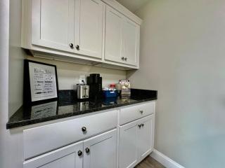 New remodel exquisite master suite Trenton, Ohio - 5