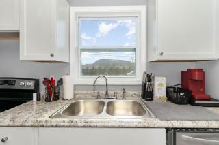Furnished Ranch Home with FREE washer and dryer - Middletown - 4
