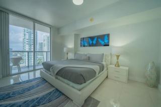 Deluxe Suite King 1 Bedroom Icon - 9