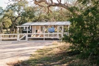 Tritch Cottage at Wrenwood Ranch - Johnson City - 2