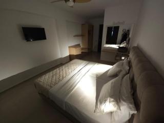 Boomerang Sea View Accommodation and Studios - Planos - 2