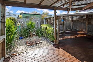 Livin the Dream - Lakes Entrance - 1