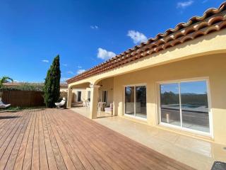 Villa piscine jacuzzi Plage 20 min lac 5 min - 7