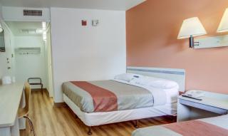 Motel 6-Grants Pass, OR - 1