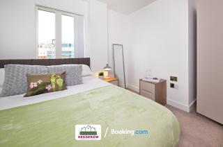 30Nights Secure l Exclusive Deal on 2-Bed, 2-Bath for 4! 1 Cambridge Street Apartment 197, 4th Floor, Manchester, M1 5GB l Manchester City Loft by Hedgerow - Manchester - 1