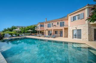 Villa Estiasi by Villa Plus - Spathíon - 4