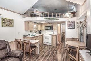 Rainbow Lake Cabin & RV Resort - 9