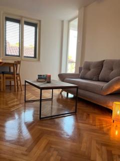 Zentrales Meerblick Apartment Bibi - 0