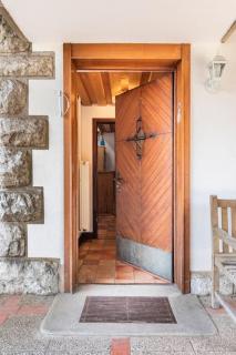 Spacious And Historic Villa With Bled Castle View - 1