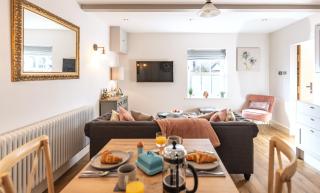 Honey Pot, Chipping Campden, parking, garden, late check-out - 1