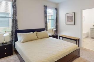 Beautiful 5 Bed Pool Home with Game Room home - Davenport - 1
