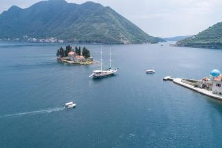 Traditional Sailing Yacht - 1