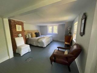 Deer Isle Farmhouse - New! - Deer Isle - 5
